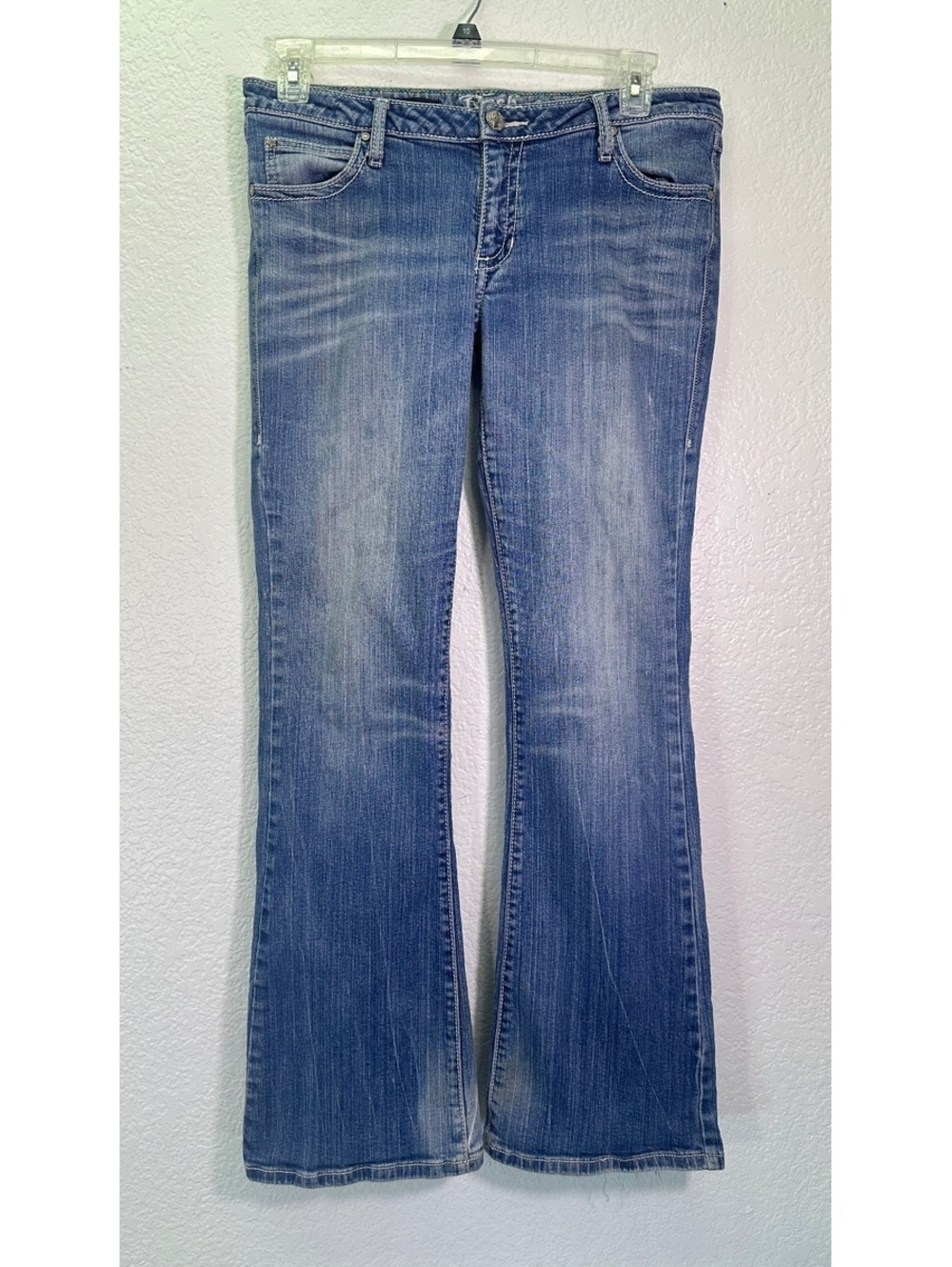 Women’s 36x33 Wrangler Rock 47 Ultra Low Rise Flare Denim Jeans Rhinestone